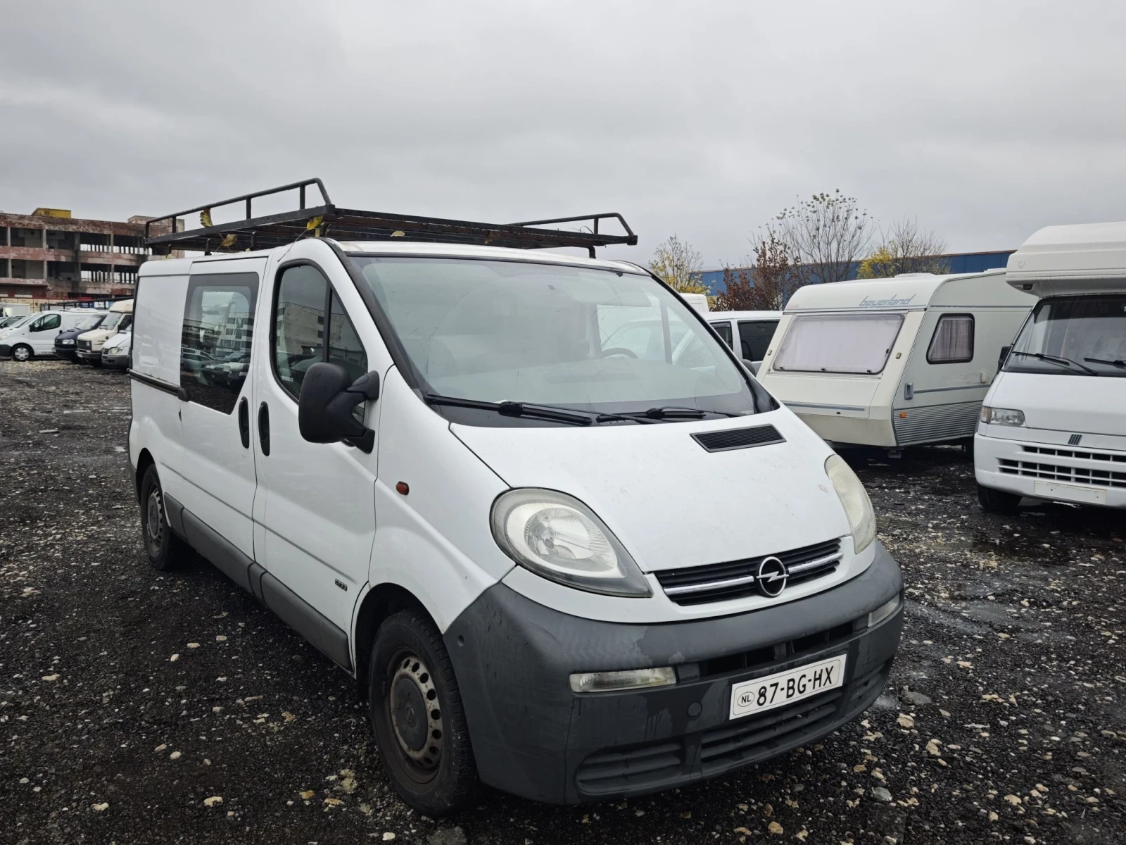 Opel Vivaro 1.9DCI, снимка 3 - Бусове и автобуси - 56747228