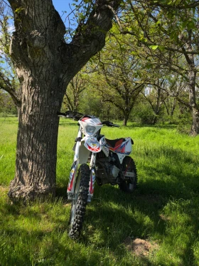     Beta Rr  Beta rr 125  2017     