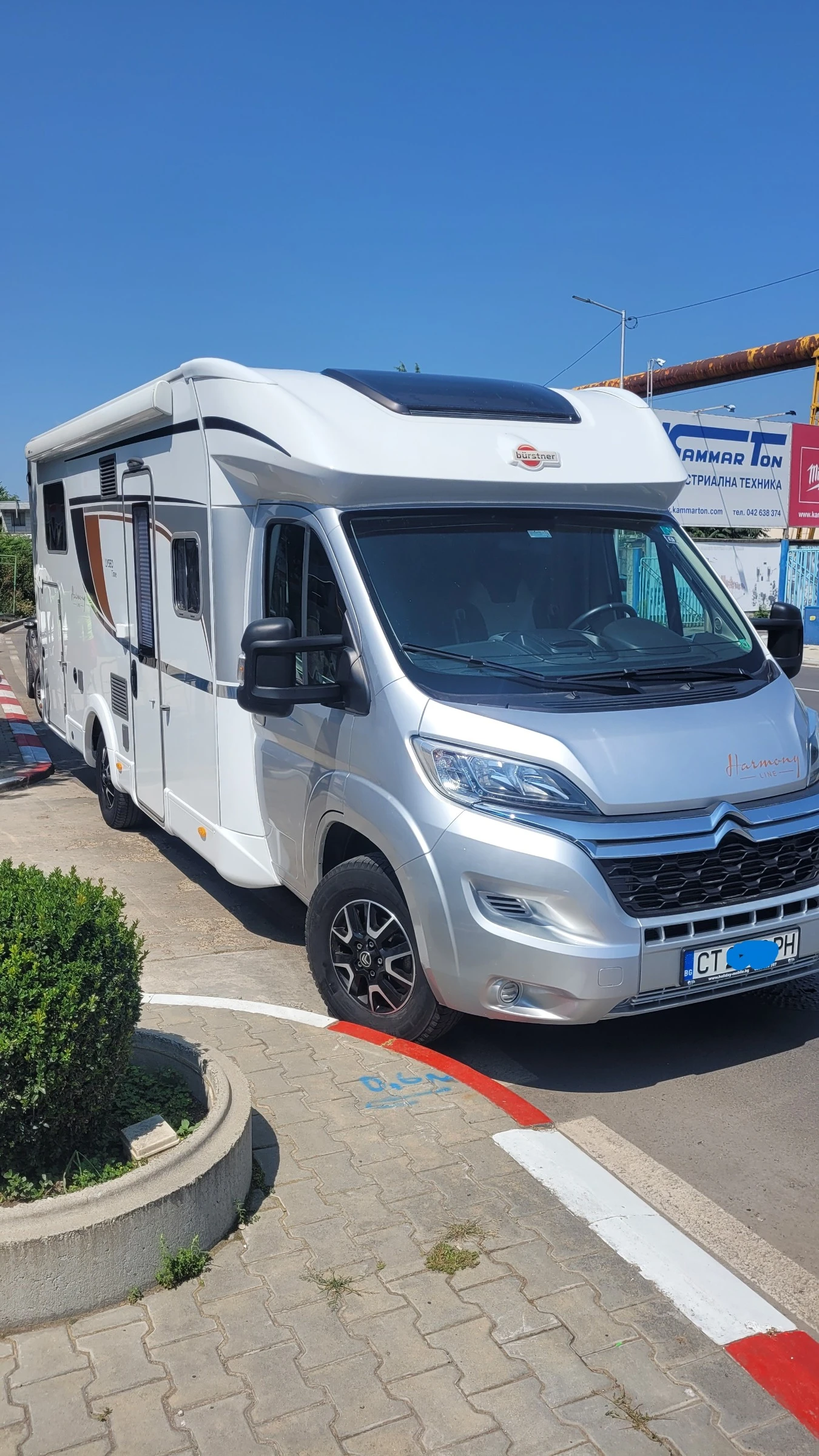 Кемпер Burstner Lyseo T 727 Harmony Line - изображение 2