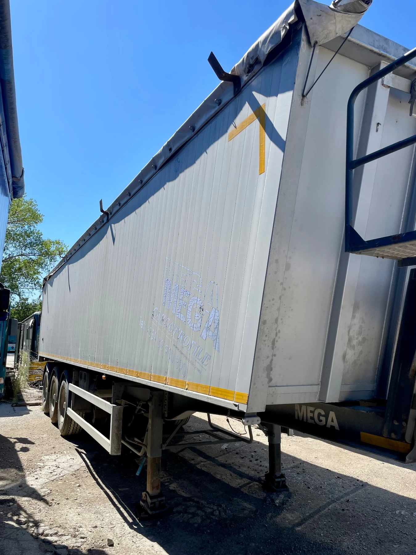  Mega MEGA 52   | Mobile.bg   1