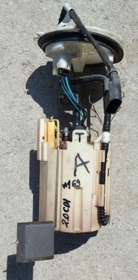 Помпа в резервоар с кошница  за Mercedes A 169 , снимка 1