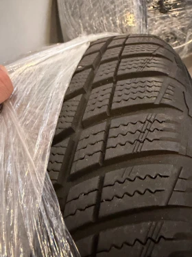 Гуми с джанти Goodyear 255/45R20, снимка 6