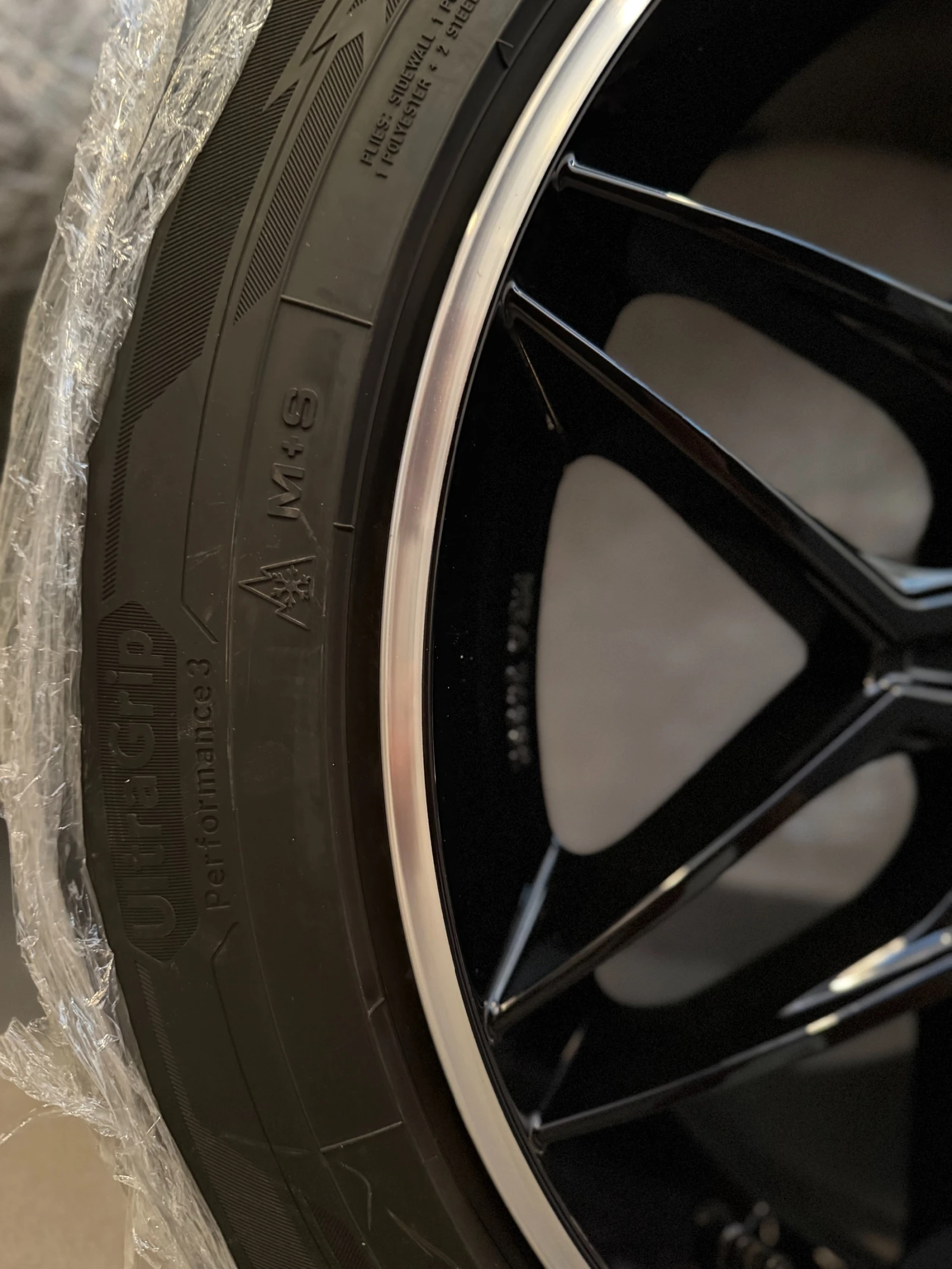 Гуми с джанти Goodyear 255/45R20, снимка 4 - Гуми и джанти - 56295373
