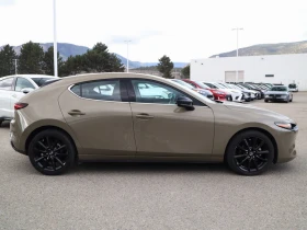 Mazda 3 SPORT/SUNA/ШИТО ТАБЛО/HUD/BOSE/360 CAMERA/ADAPT.CR, снимка 2