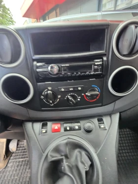 Peugeot Partner 2.0HDI  90к.с. 2012г. Евро5 дълга база., снимка 14