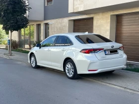 Обява за продажба на Toyota Corolla 1.8 Hybrid e-CVT Executive- в Гаранция ~36 995 лв. - изображение 3