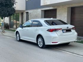     Toyota Corolla 1.8 Hybrid e-CVT Executive-  