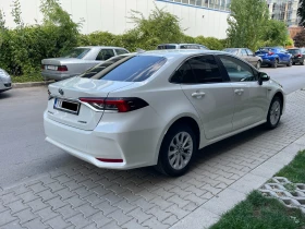     Toyota Corolla 1.8 Hybrid e-CVT Executive-  