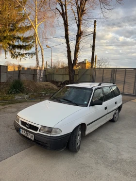 ������ Opel Astra