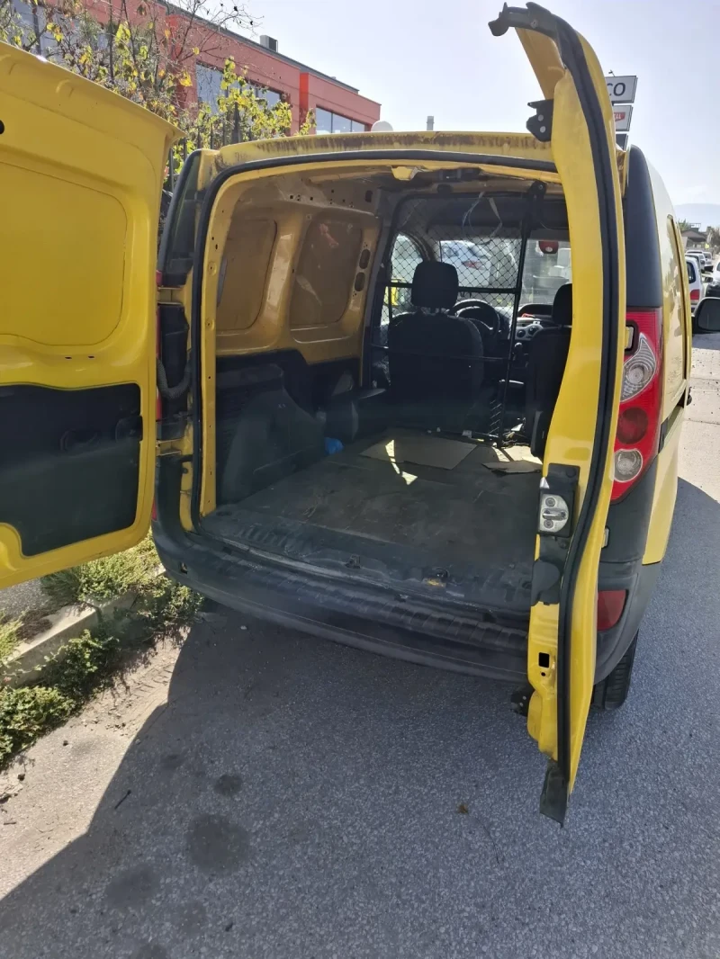 Renault Kangoo 1.5, снимка 8 - Автомобили и джипове - 47465245