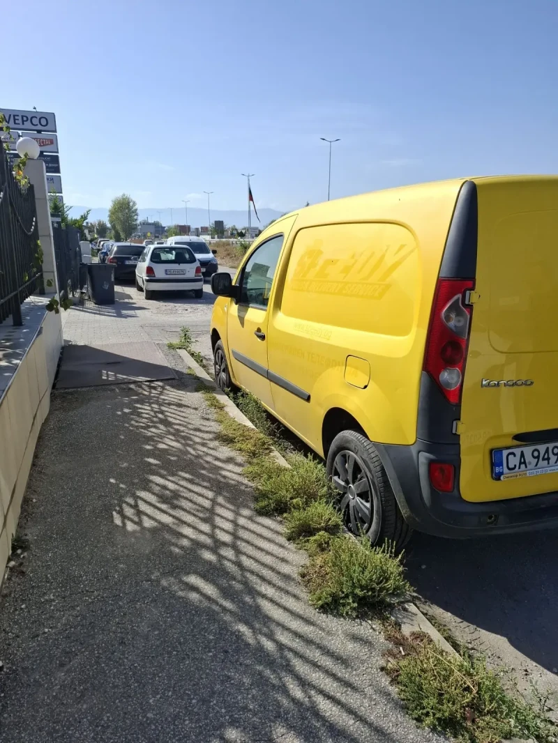 Renault Kangoo 1.5, снимка 5 - Автомобили и джипове - 47465245