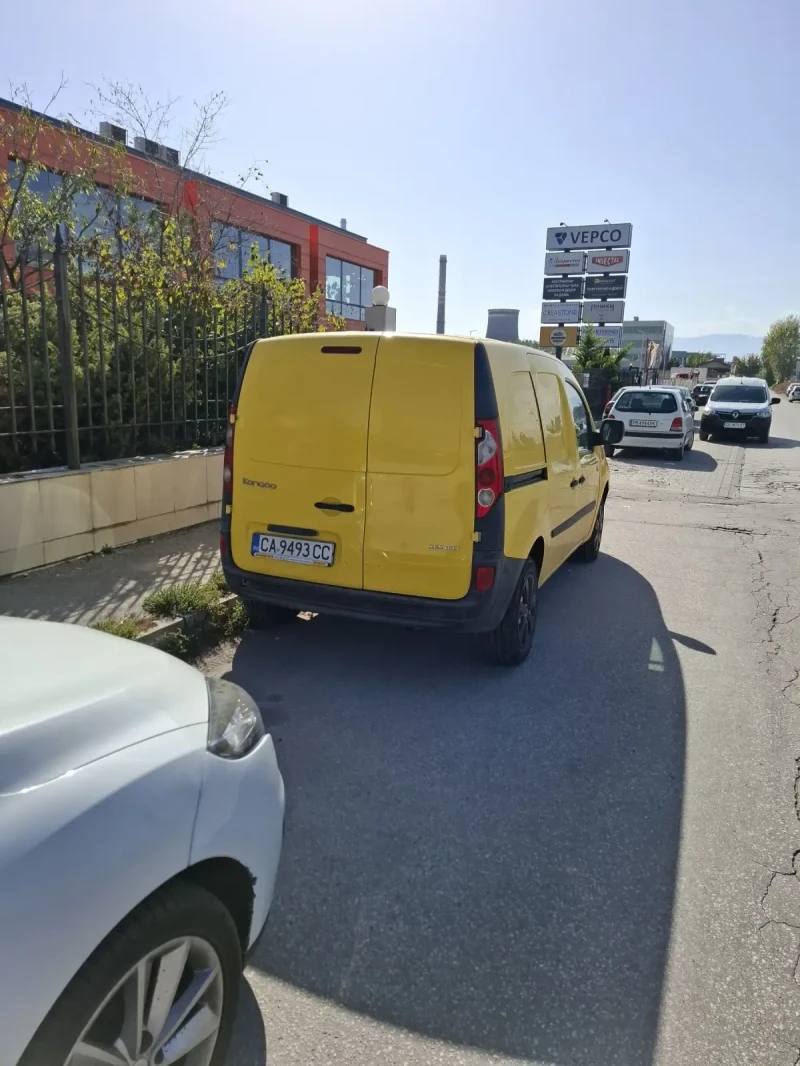 Renault Kangoo 1.5, снимка 4 - Автомобили и джипове - 47465245