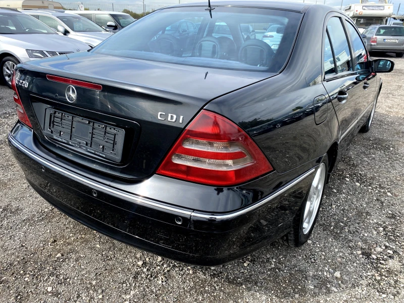 Mercedes-Benz C 220 CDi Седан Кожа Подгрев Avantgarde , снимка 4 - Автомобили и джипове - 47523124