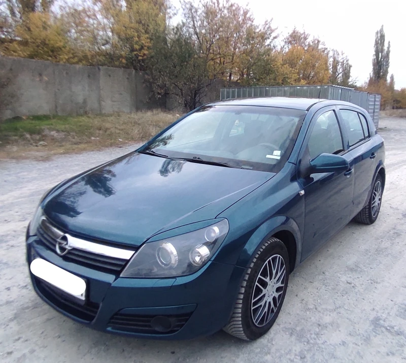 Opel Astra 1, 7 CDTI, снимка 1 - Автомобили и джипове - 48006212