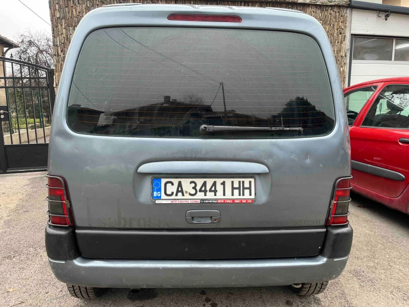 Peugeot Partner 2.0, снимка 12 - Автомобили и джипове - 48286612