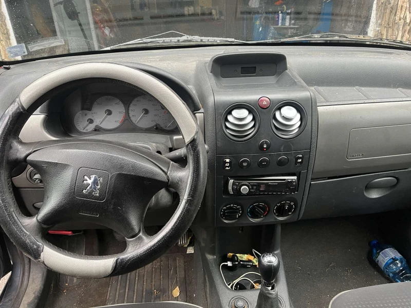 Peugeot Partner 2.0, снимка 8 - Автомобили и джипове - 48286612