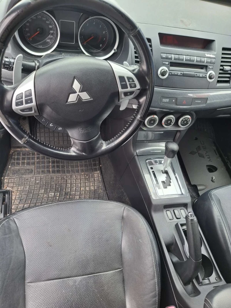 Mitsubishi Lancer 1, 8, снимка 3 - Автомобили и джипове - 49274335