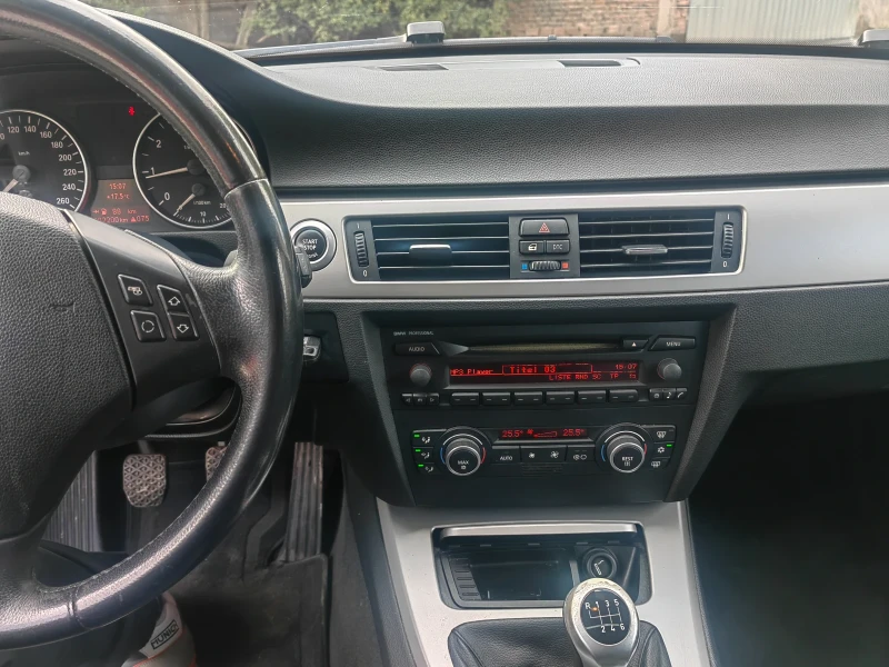 BMW 320 Бартер, снимка 6 - Автомобили и джипове - 52725928