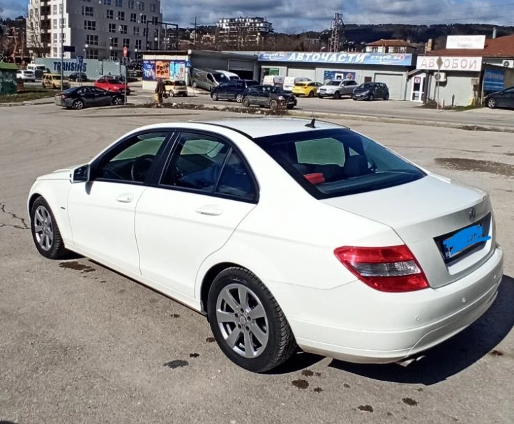 Mercedes-Benz C 200, снимка 3 - Автомобили и джипове - 53754729