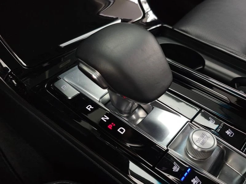 Kia K7 * 3.0* GDI* БЕЗ* ИНЦИДЕНТИ!* 2КЛЮЧА!КРАЙНАЦЕНАДОБГ, снимка 9 - Автомобили и джипове - 55512865