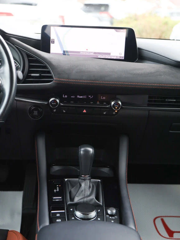 Mazda 3 SPORT/SUNA/ШИТО ТАБЛО/HUD/BOSE/360 CAMERA/ADAPT.CR, снимка 13 - Автомобили и джипове - 55530999