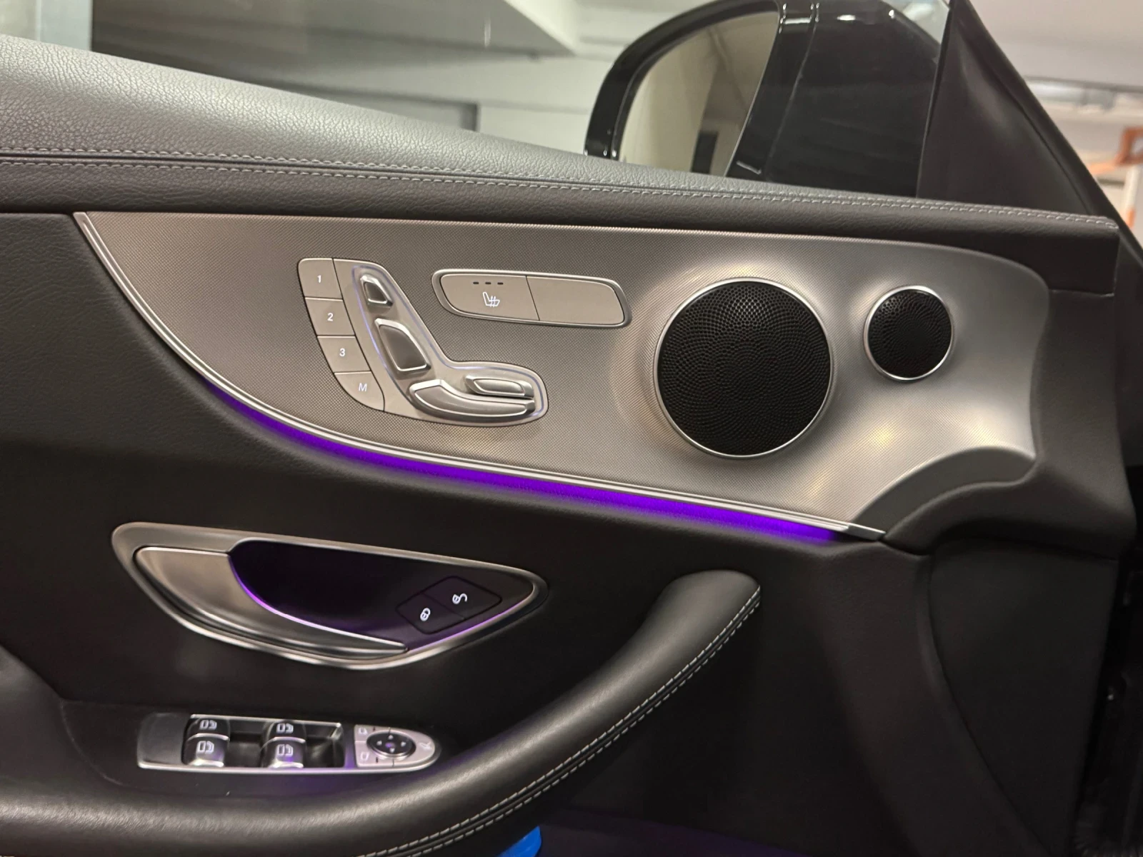 Mercedes-Benz E 53 AMG 4MATIC - изображение 4