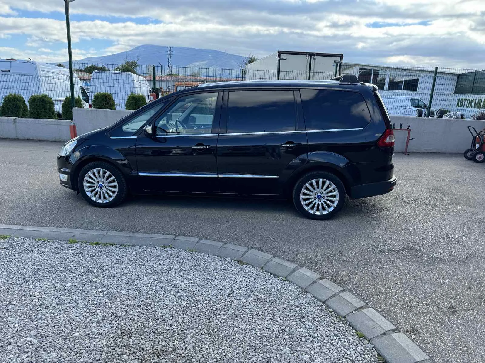 Ford Galaxy  - изображение 6