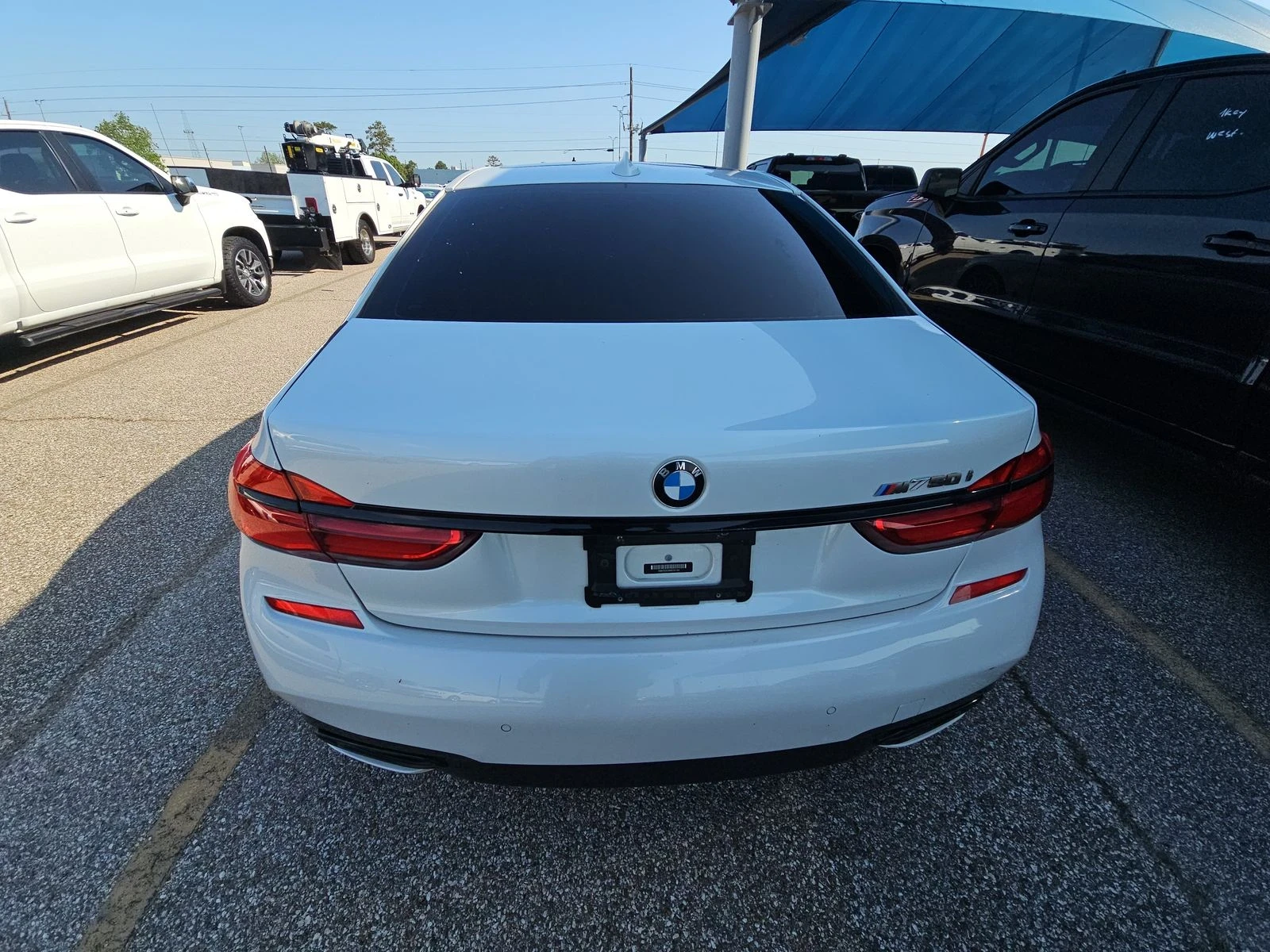 BMW 740  - изображение 6