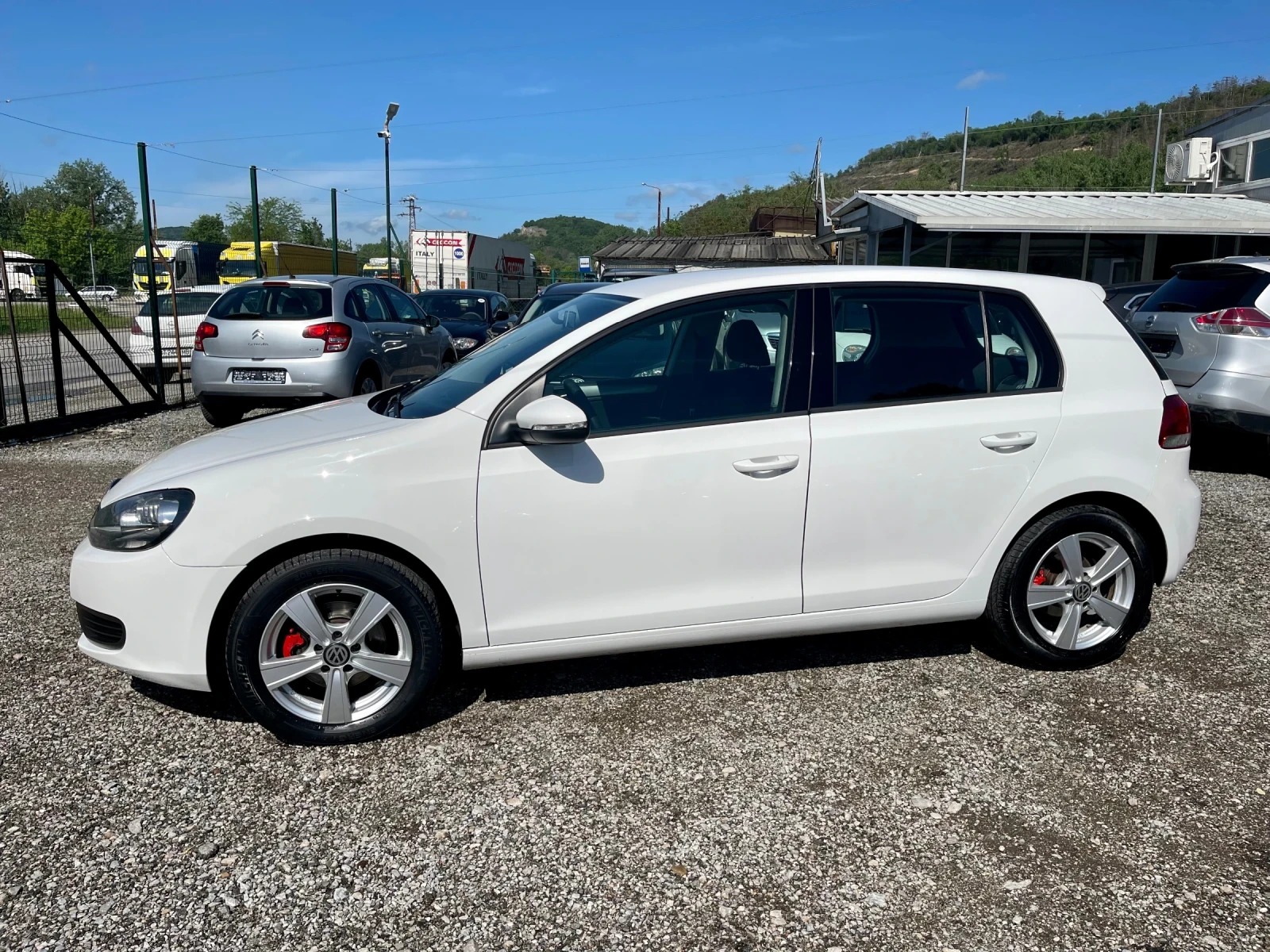 VW Golf 1.6TDI-CAR PLAY-NAVI - изображение 2