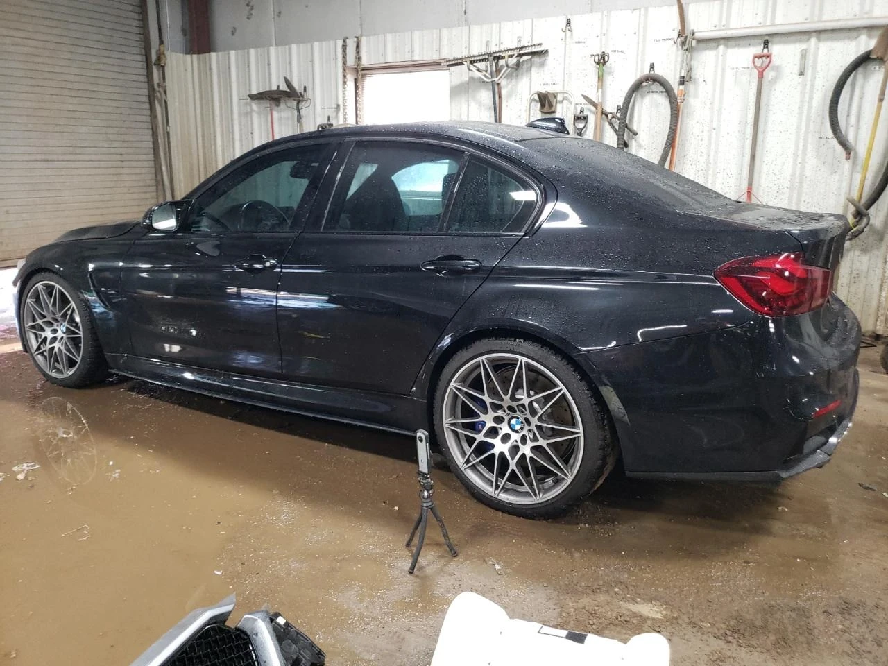 BMW M3  - изображение 2
