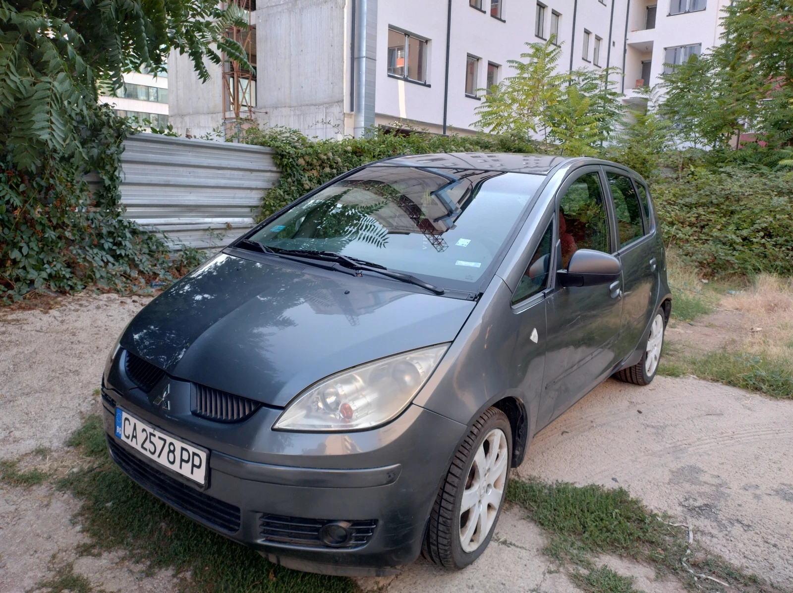 Mitsubishi Colt  - изображение 8