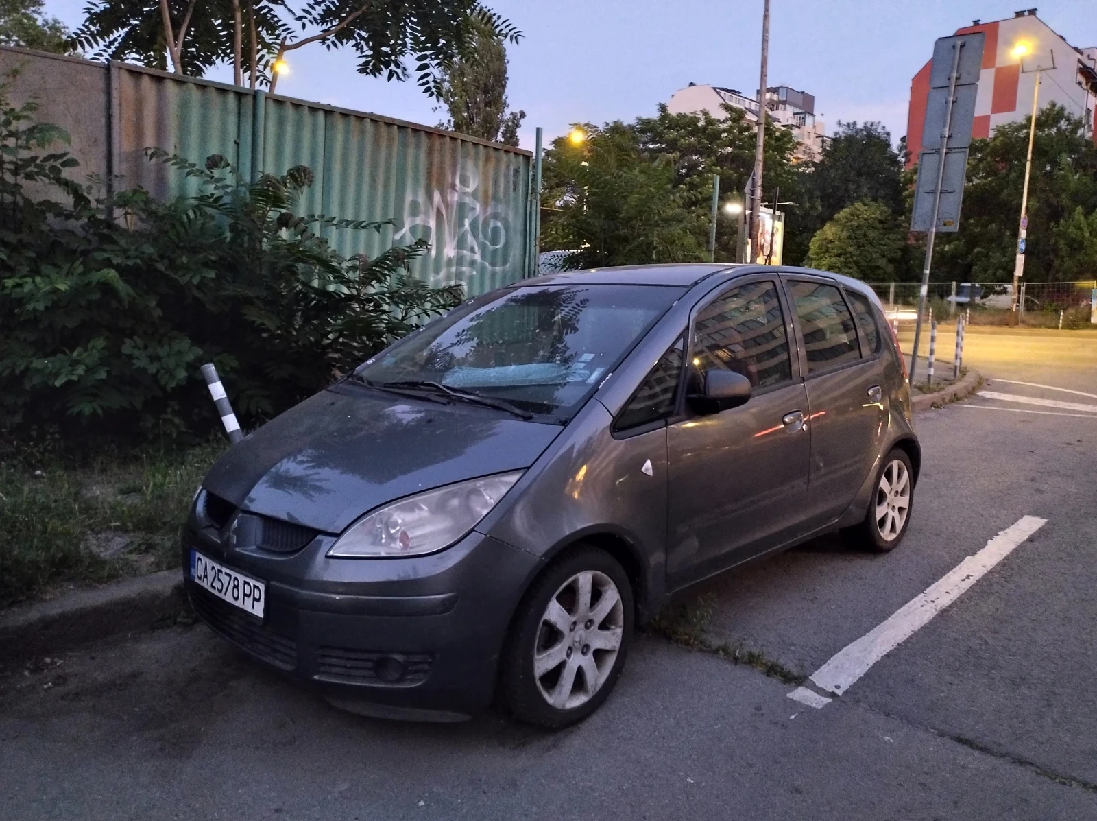 Mitsubishi Colt  - изображение 3
