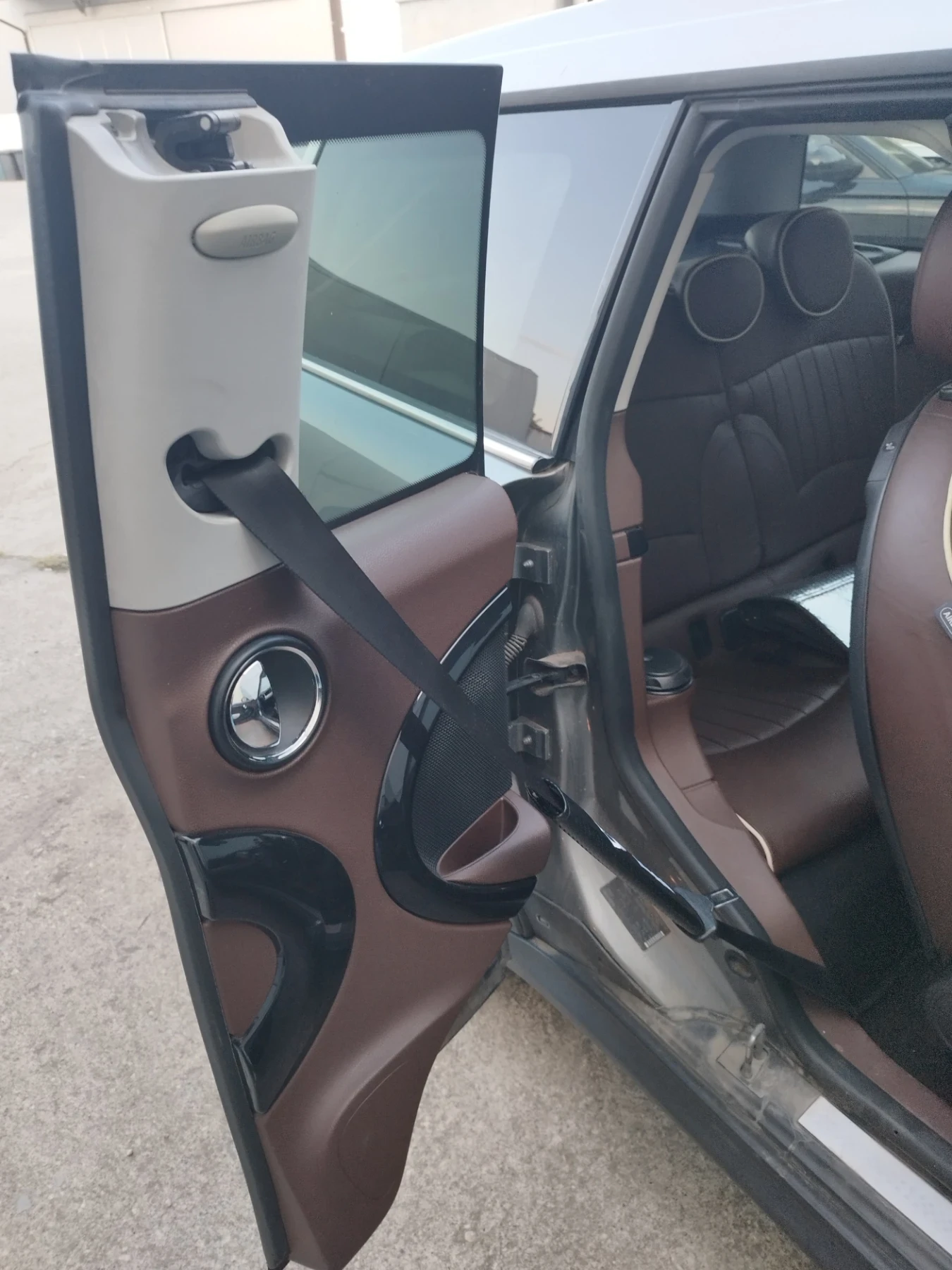 Mini Clubman 1.6 бензин - изображение 10