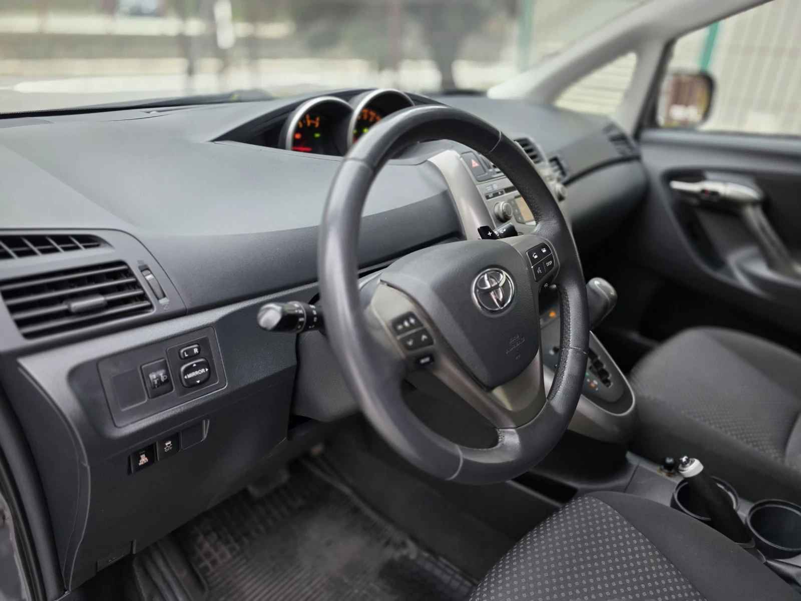 Toyota Verso 2.2 D-4D* * * *  | Mobile.bg   11