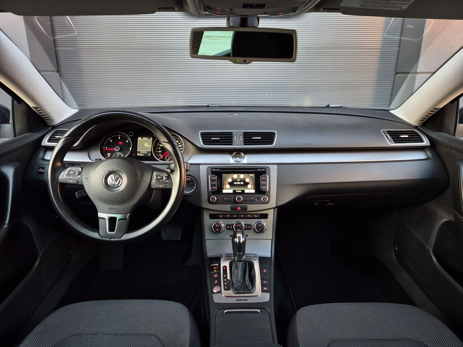 VW Passat 2.0 TDI DSG * �������* ���������* �����  | Mobile.bg � ����������� 8