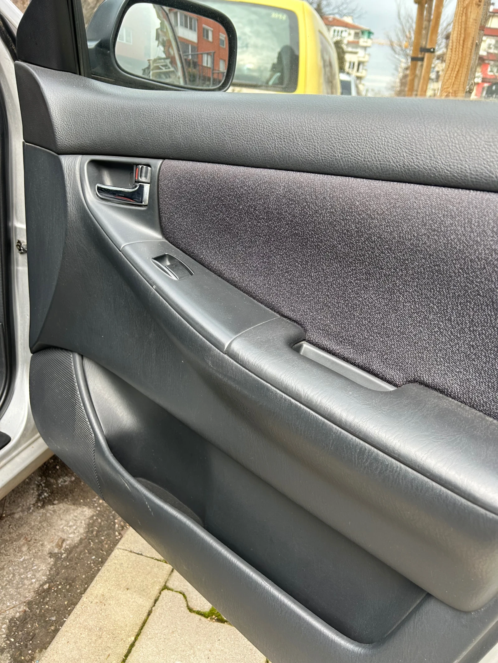 Toyota Corolla | Mobile.bg � ����������� 7