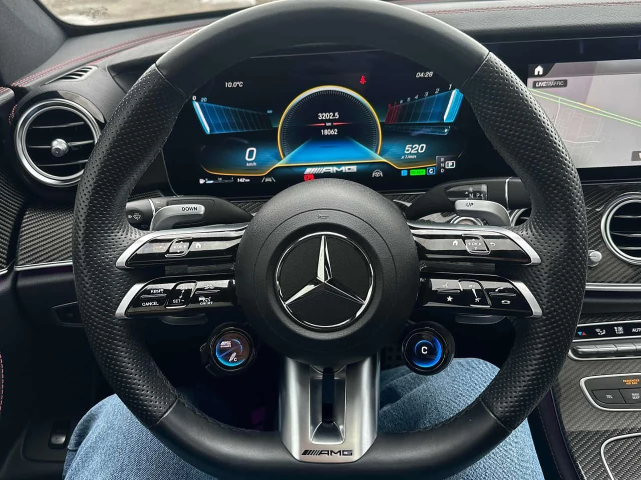 Mercedes-Benz E 53 AMG * 360 * HEAD UP * BURMESTER * ДИСТРОНИК, снимка 12 - Автомобили и джипове - 53966221