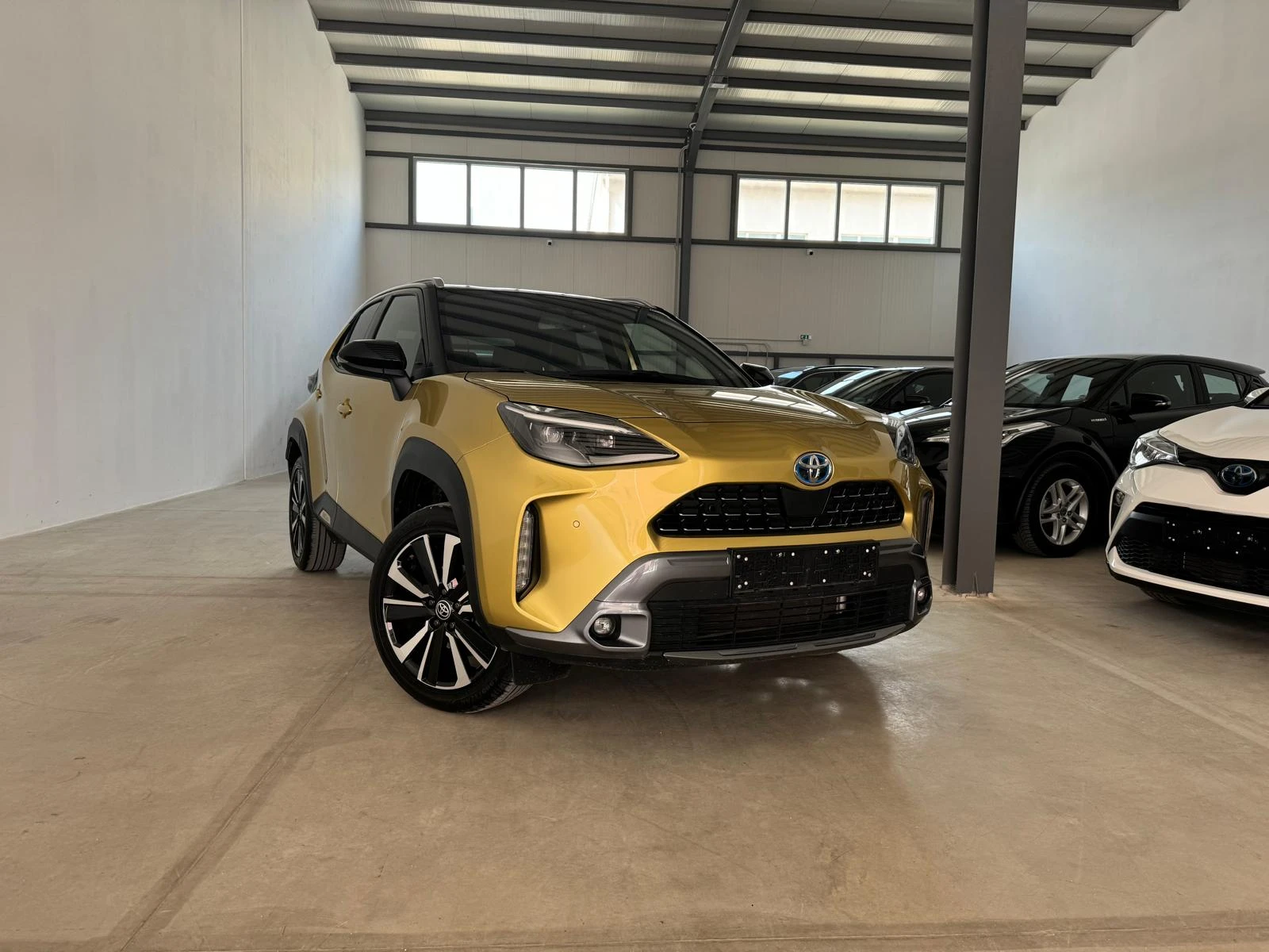 Toyota Yaris Cross 1.5 Hybrid /20000 km 