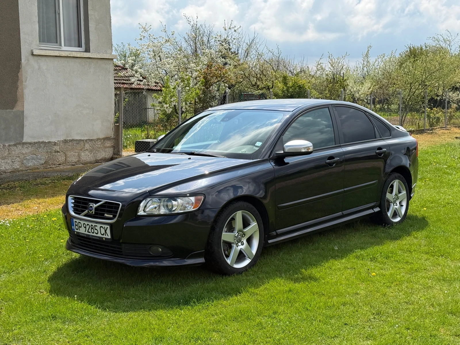 Volvo S40 2.4i R-Design, снимка 2 - Автомобили и джипове - 54118206