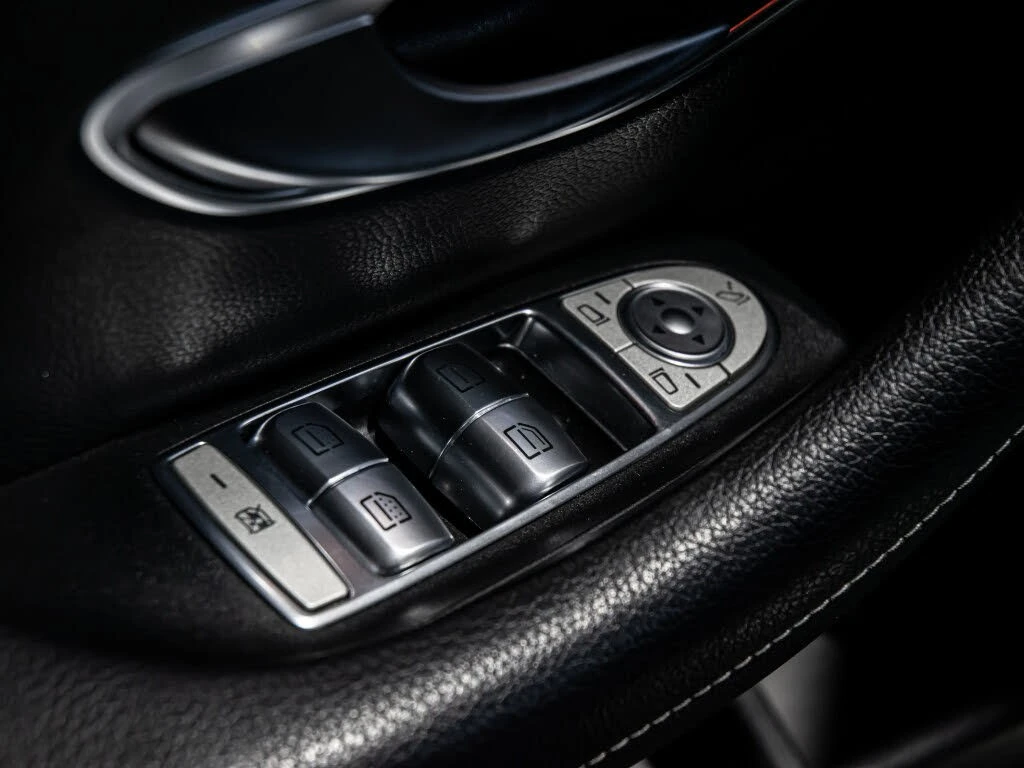 Mercedes-Benz E 450 4MATIC* АвтоКредит* (ЦЕНА ДО БГ), снимка 11 - Автомобили и джипове - 54208601