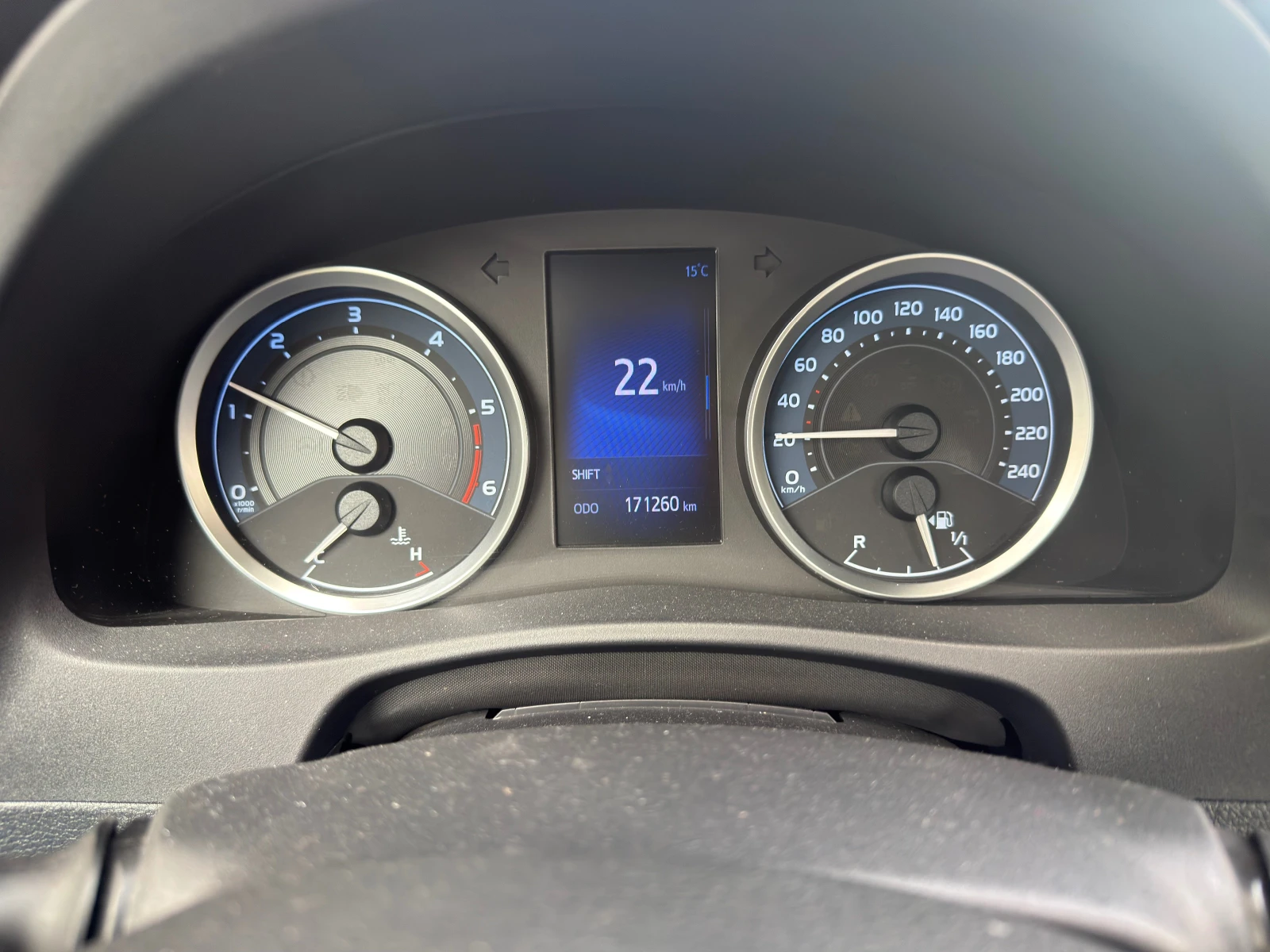 Toyota Corolla D4D, снимка 10 - Автомобили и джипове - 54221325