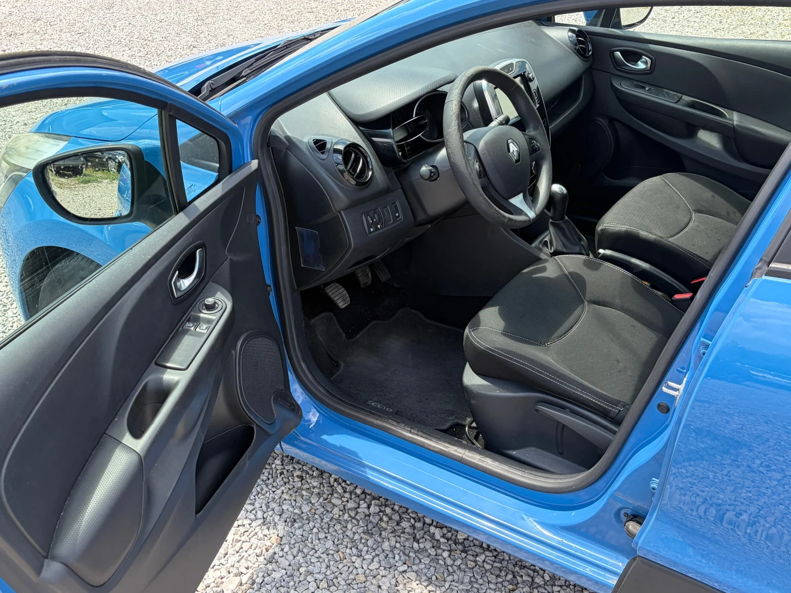 Renault Clio 1.5DCI* NAVI* CLIMA, снимка 9 - Автомобили и джипове - 55009384