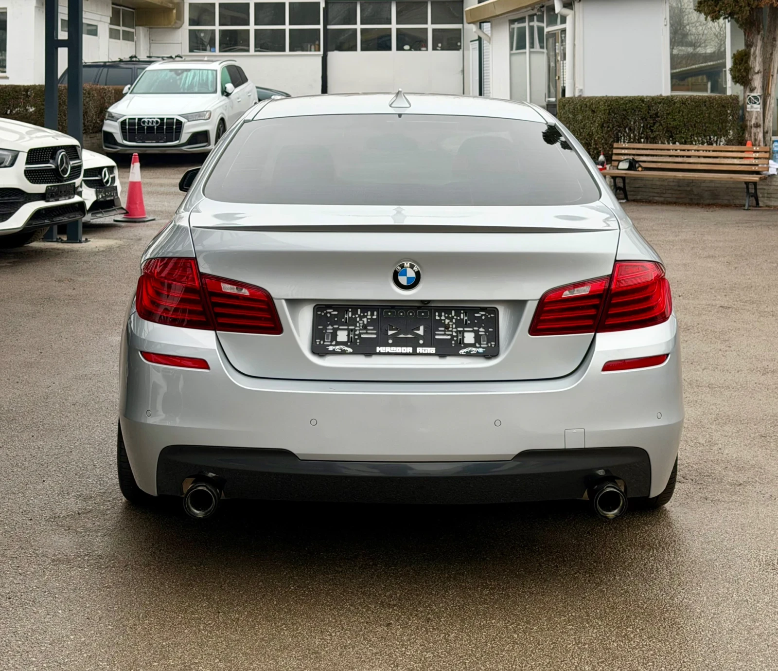 BMW 535 M-pack xDrive M-Performance, снимка 6 - Автомобили и джипове - 55226151