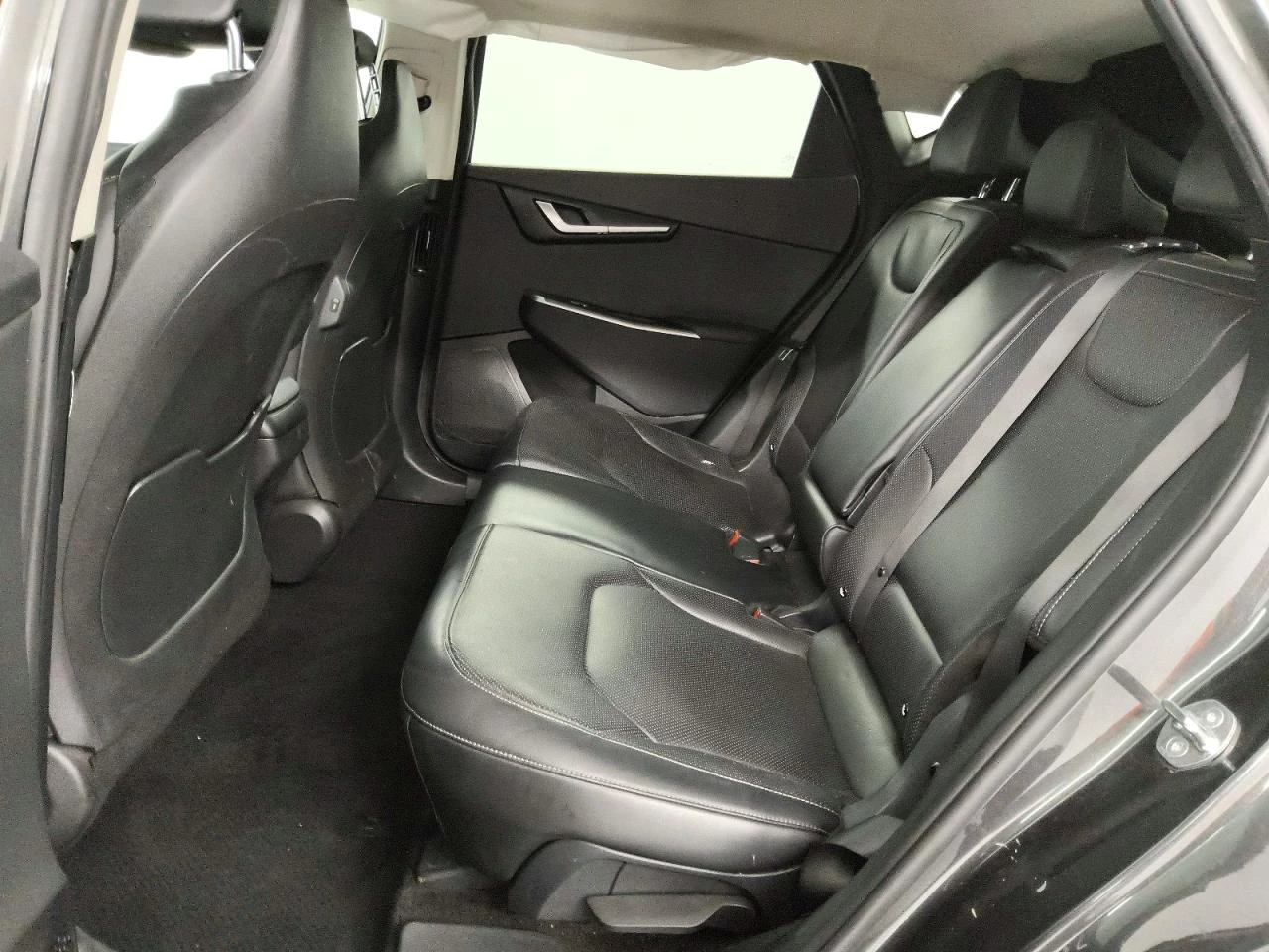 Kia EV6 0.0l Wind, снимка 11 - Автомобили и джипове - 55452459