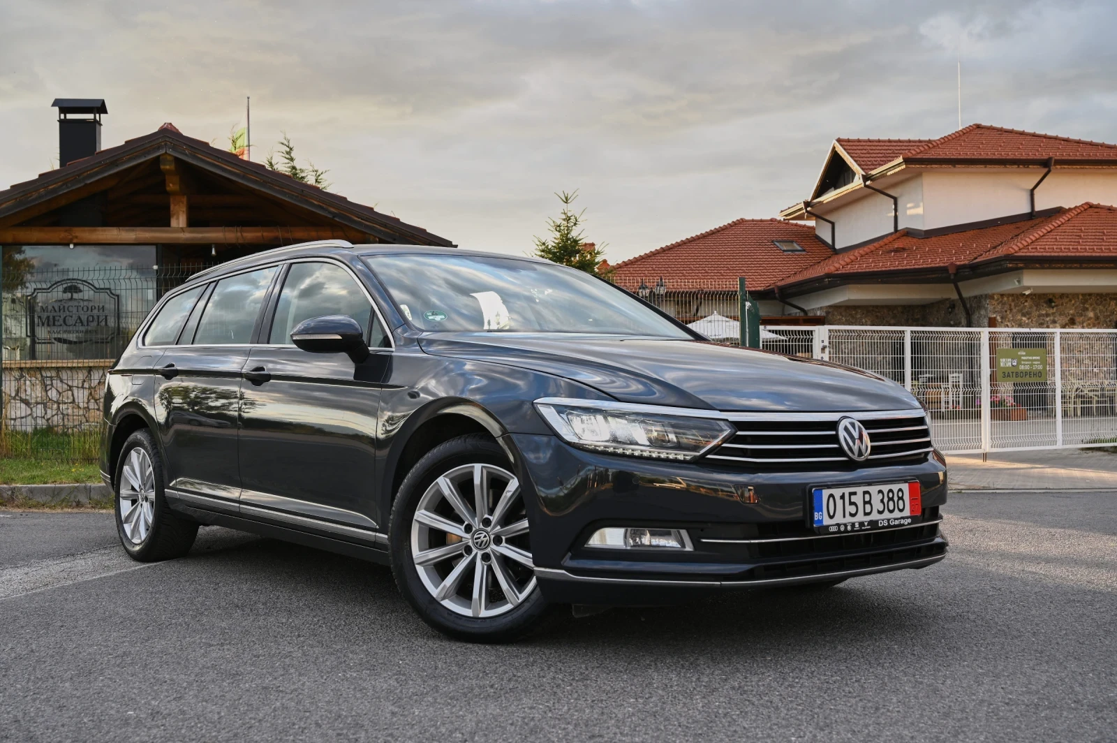 VW Passat 2.0TDI* Highline* LaserLed* Подгрев* Алкантра, снимка 5 - Автомобили и джипове - 55578660
