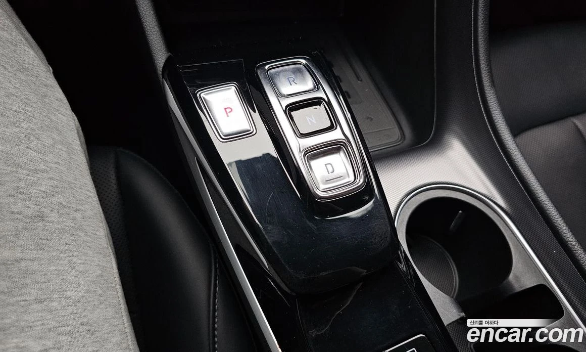 Hyundai Sonata 2.0 Modern, снимка 12 - Автомобили и джипове - 55676645