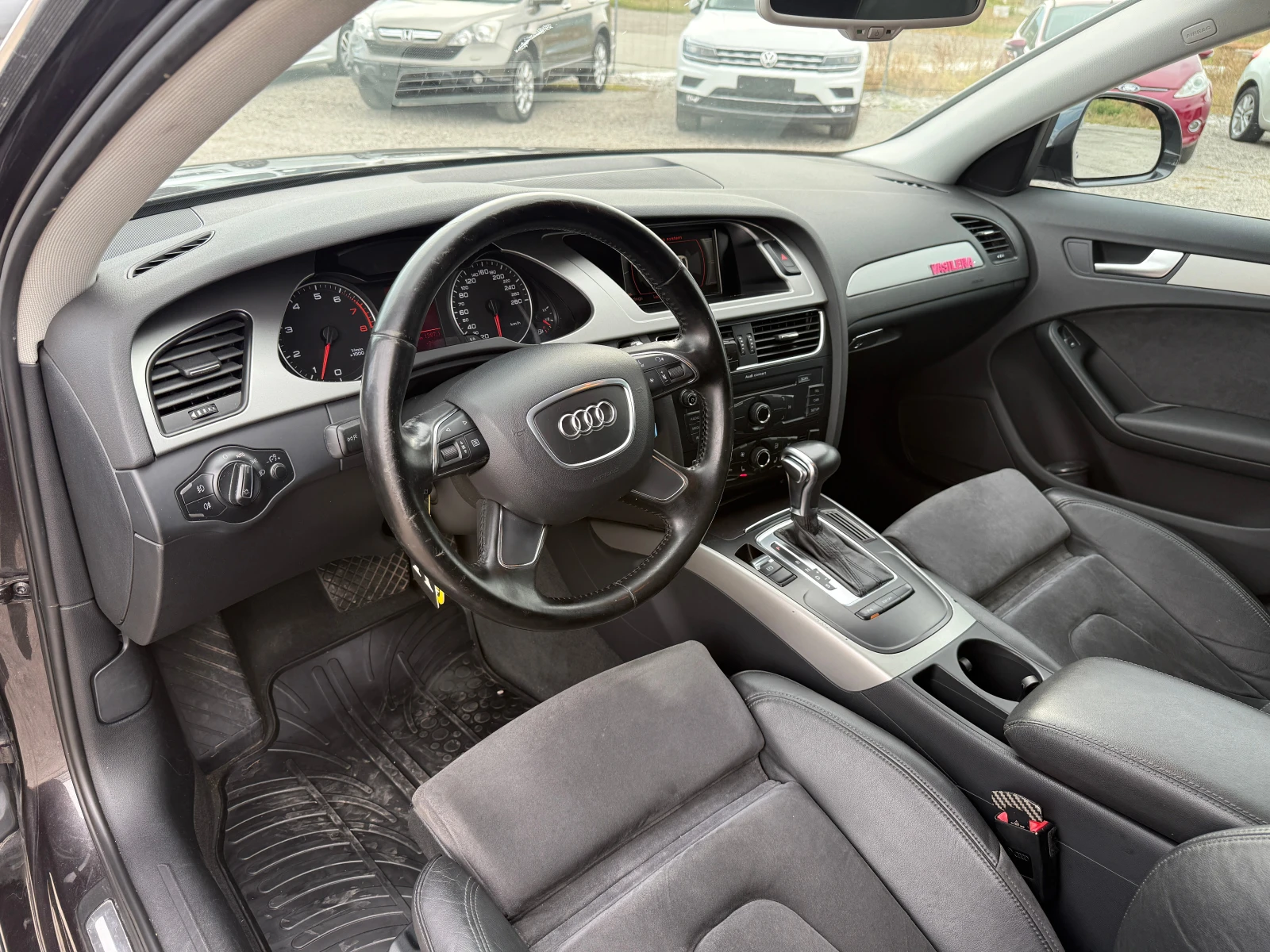 Audi A4 1.8TFSI-Автоматик-климатроник-подгрев-регистрирана, снимка 9 - Автомобили и джипове - 56171390