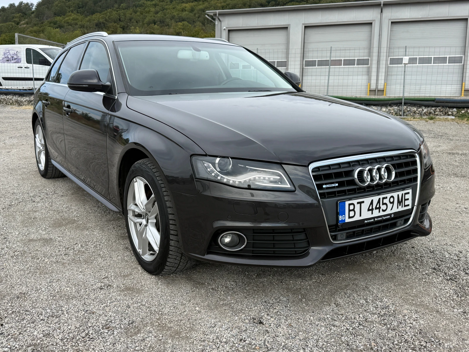 Audi A4 1.8TFSI-Автоматик-климатроник-подгрев-регистрирана, снимка 8 - Автомобили и джипове - 56171390