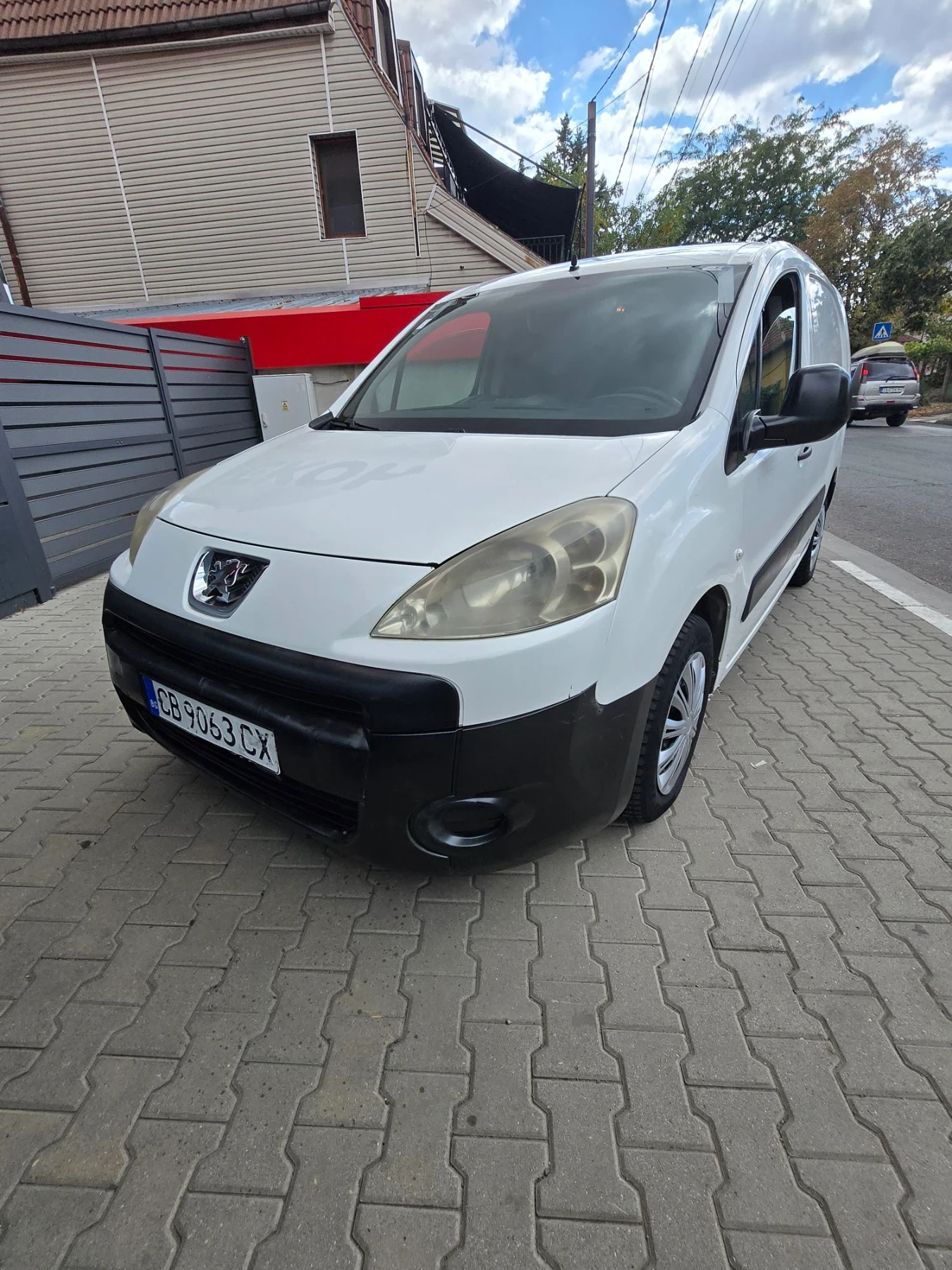 Peugeot Partner 2.0HDI  90к.с. 2012г. Евро5 дълга база., снимка 2 - Автомобили и джипове - 56196934