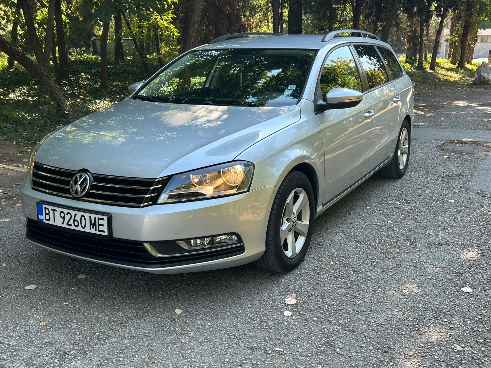 VW Passat 1.6 tdi 105 кс . 2013 6 скор